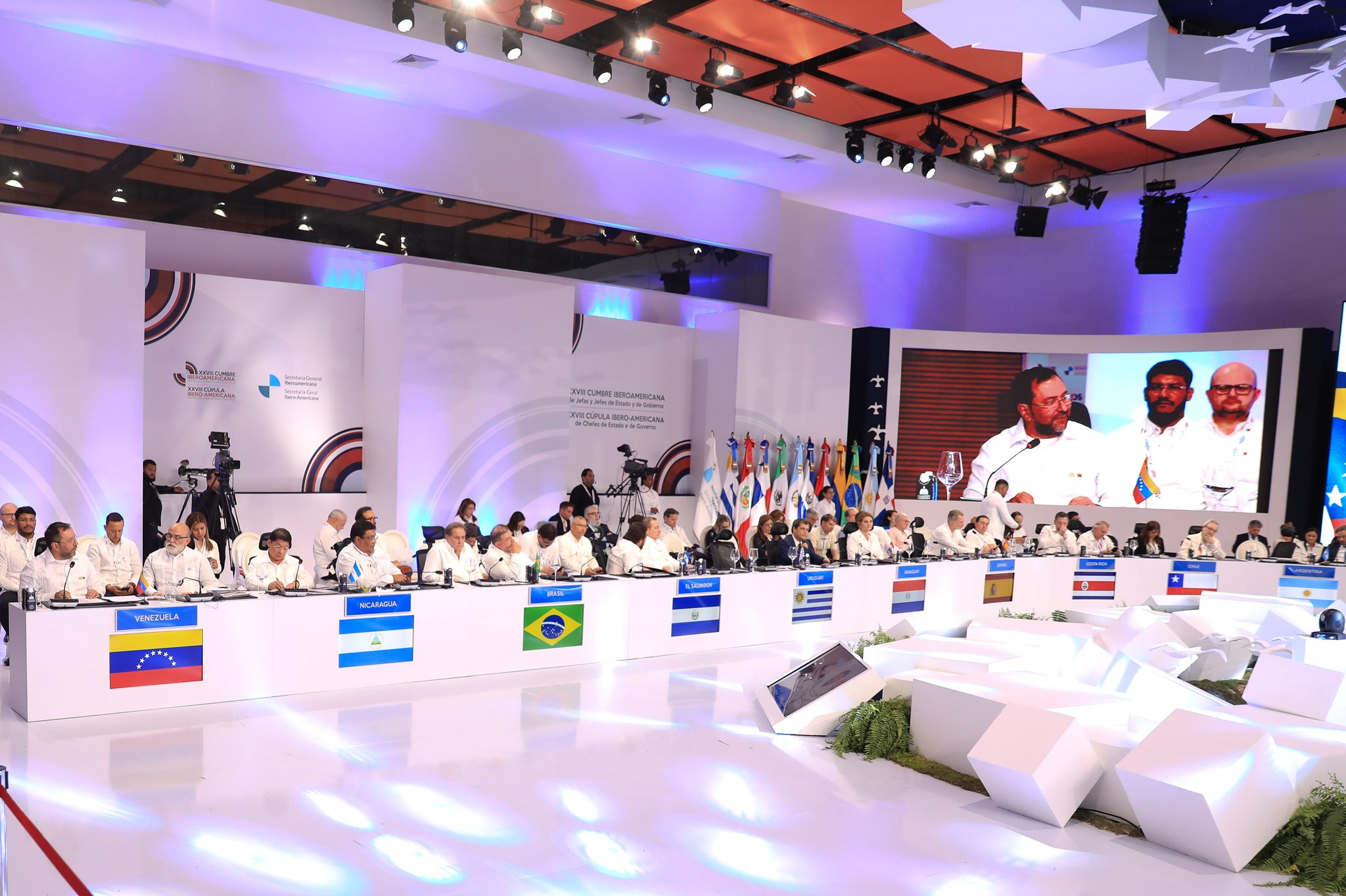 Concluyó Cumbre Iberoamericana