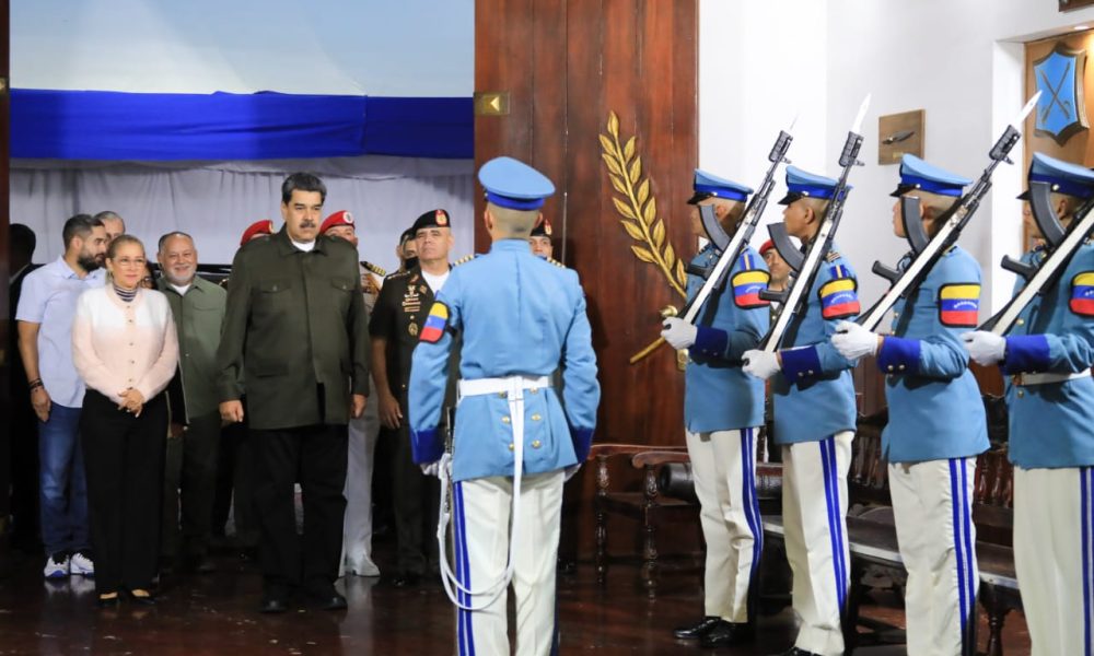 Homenaje al comandante Chávez