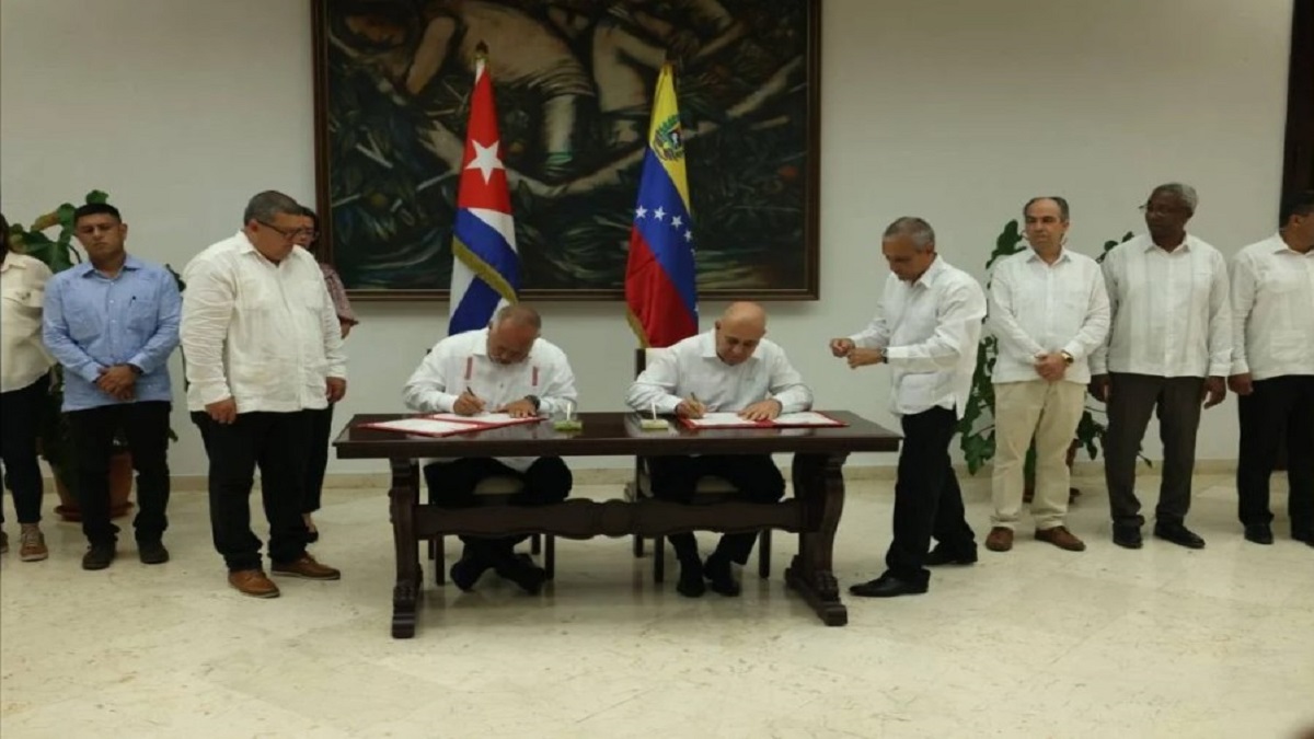 PSUV y PCC firman acuerdo de intercambio y cooperación