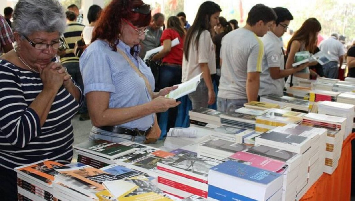 Feria Internacional del Libro Venezuela se instala en Sucre