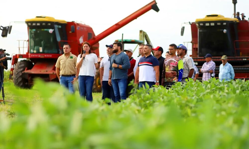 Presentan proyectos en la Zona Económica Oriental