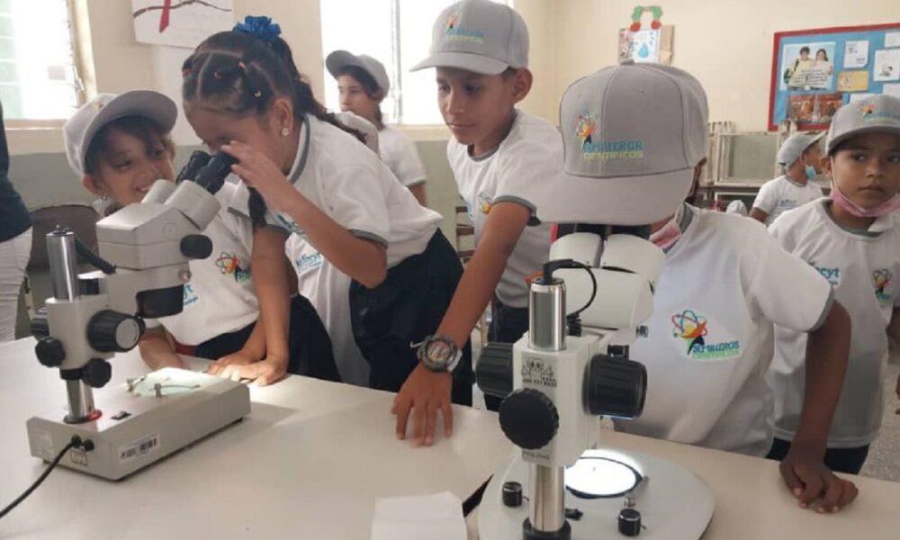 Programa Semilleros Científicos promueve la robótica infantil