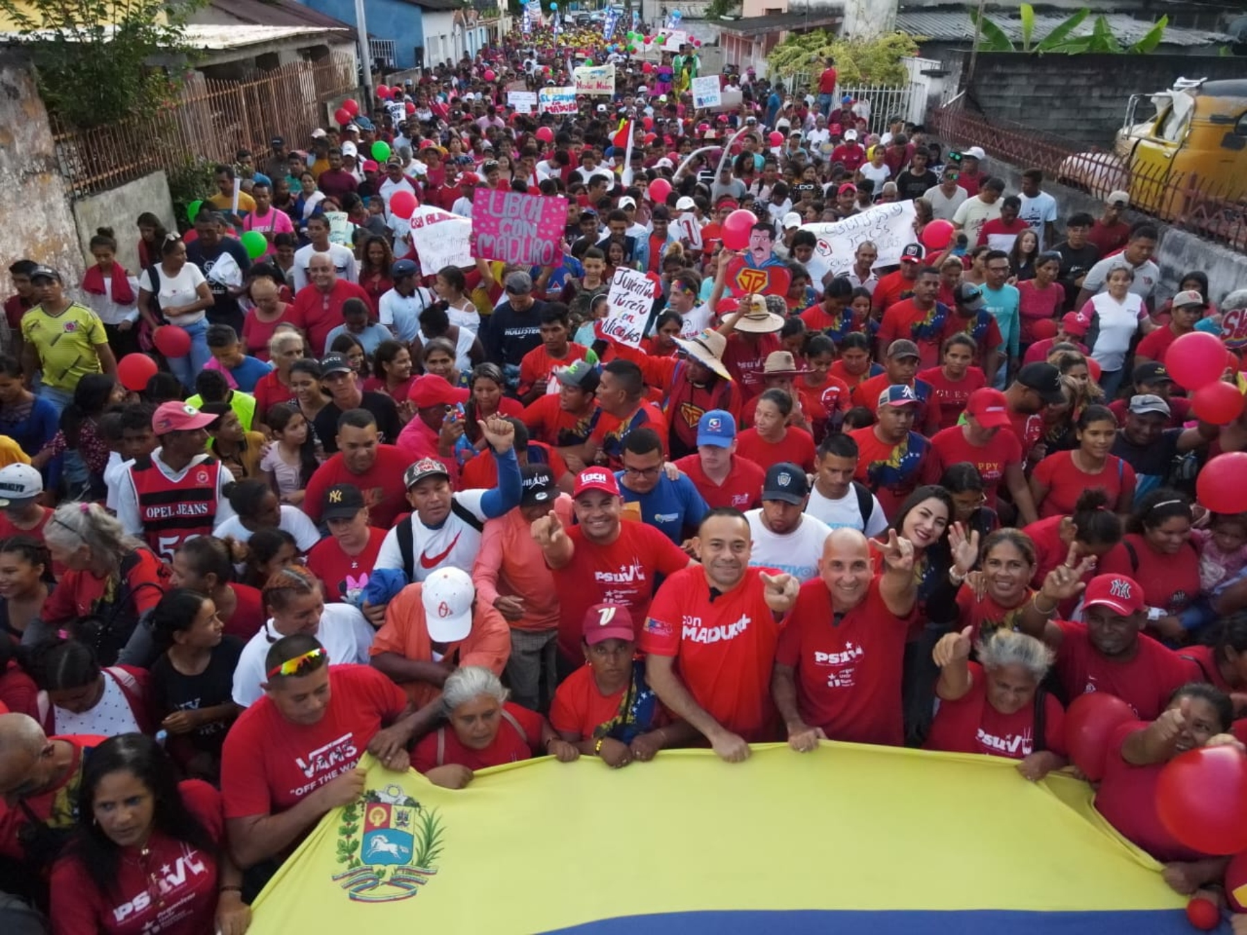El Pueblo venezolano apoya al presidente Nicolás Maduro