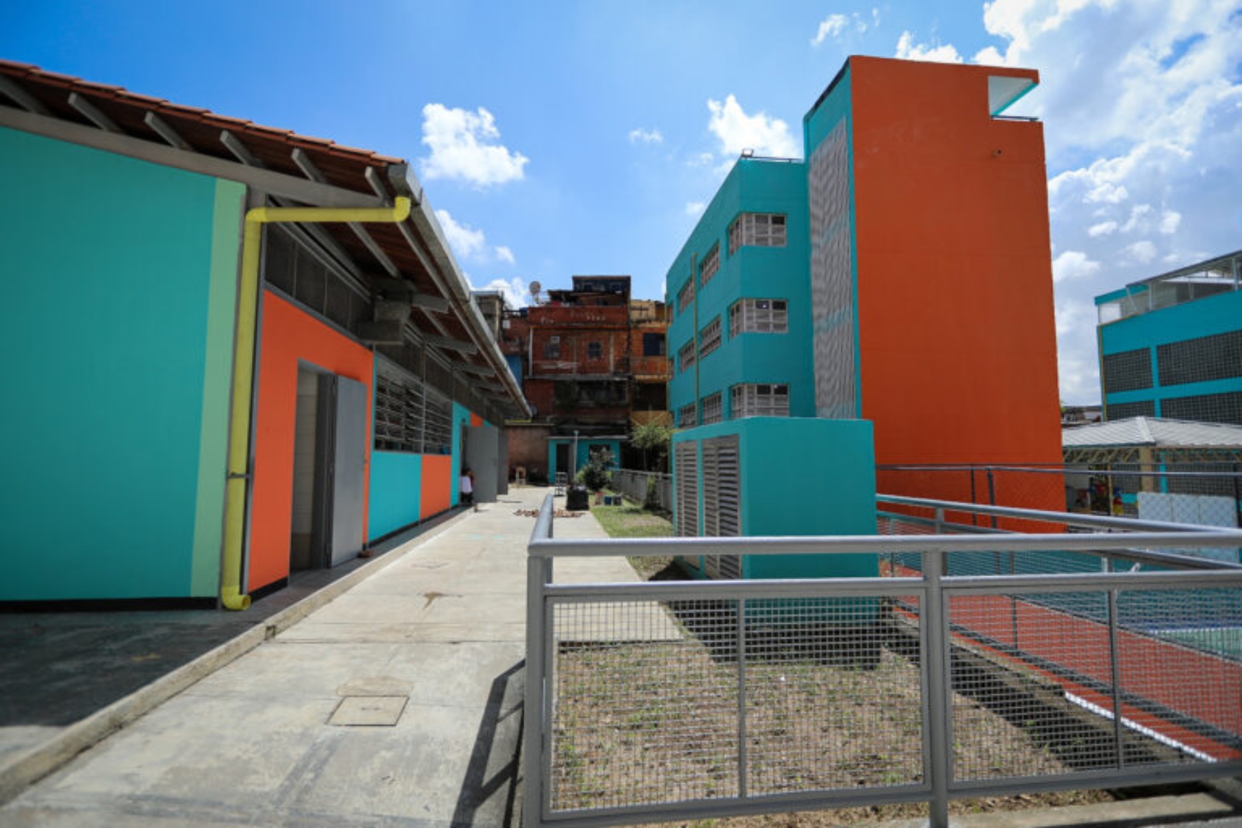 Rehabilitan Escuela «Crucita Delgado» en La Pastora