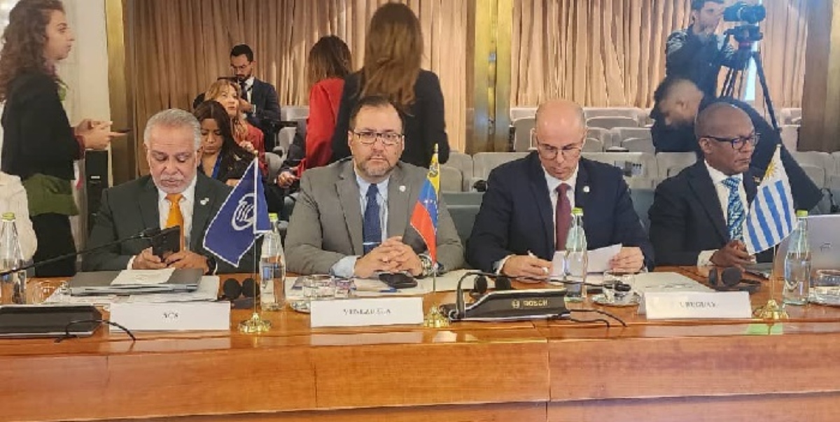 Venezuela afirma Postura como proveedor de energía a Italia