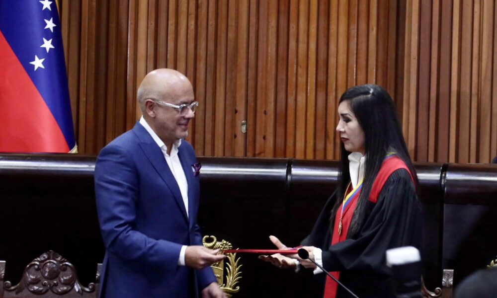 Solicitan Amparo Constitucional para el Referendo ante el TSJ