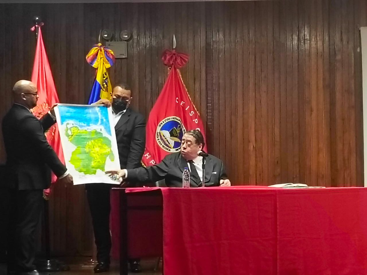 Escarrá defiende carácter moral y motivación del Referendo