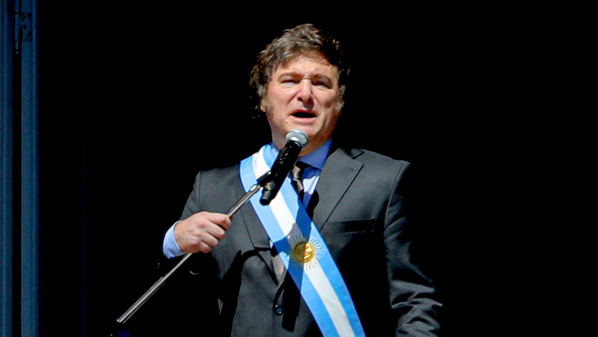 Milei anulará contrataciones de empleados públicos de 2023