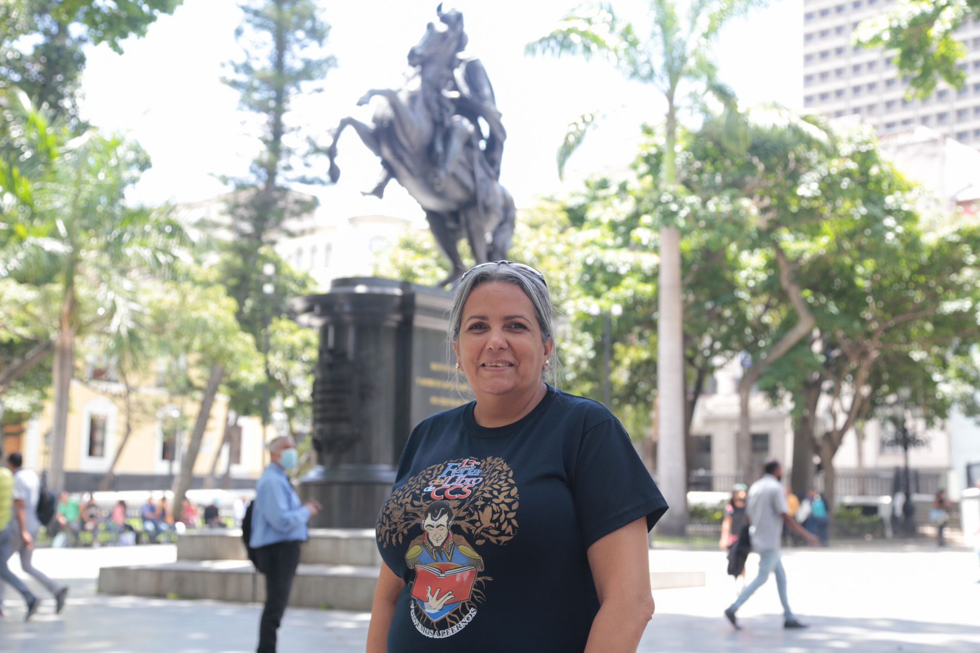 Esmeralda Torres gana Premio Internacional de Poesía