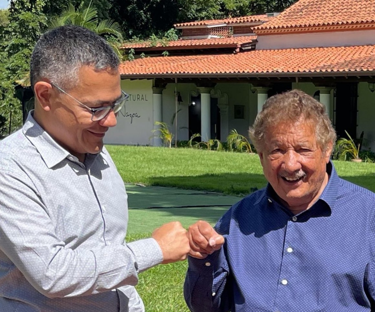 Juvenal Ravelo representa a Venezuela en Bienal de Venecia