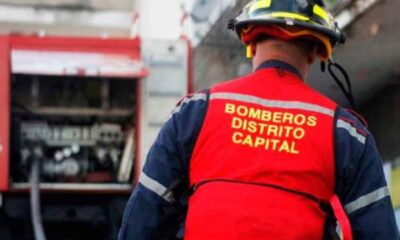 Controlan incendio en la parroquia Santa Rosalía en Caracas
