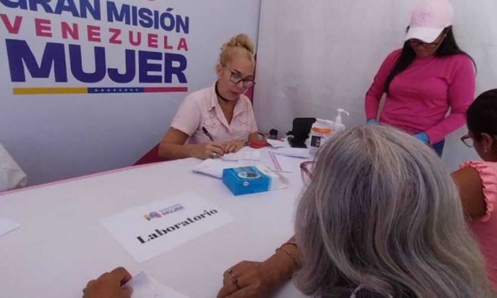 Misión Venezuela Mujer realiza jornada de salud en La Guaira