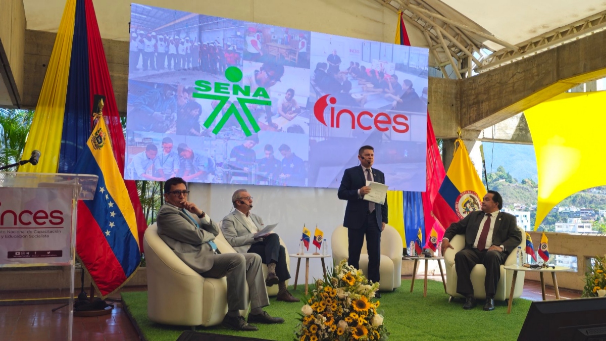 Venezuela y Colombia firman acuerdo para fortalecer la educación
