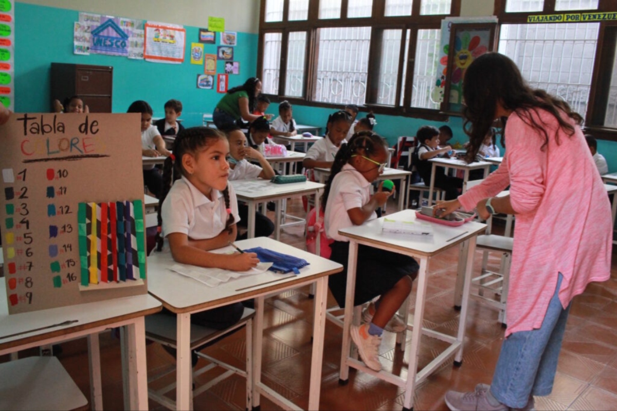 FMN Impulsa programa el Museo va a tu Escuela