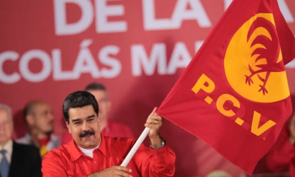 GPPSB inscribe candidatura del presidente Maduro ante el CNE