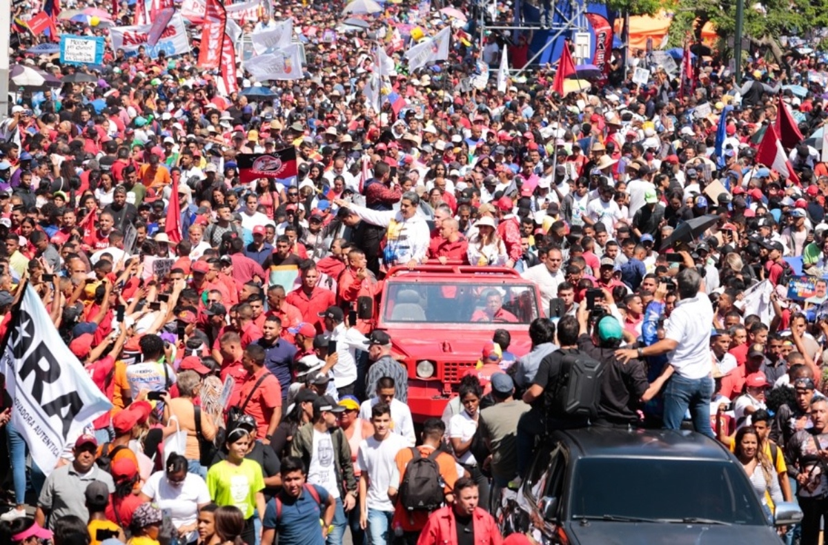 Hinterlaces: 59% de venezolano reelegirían a presidente Maduro