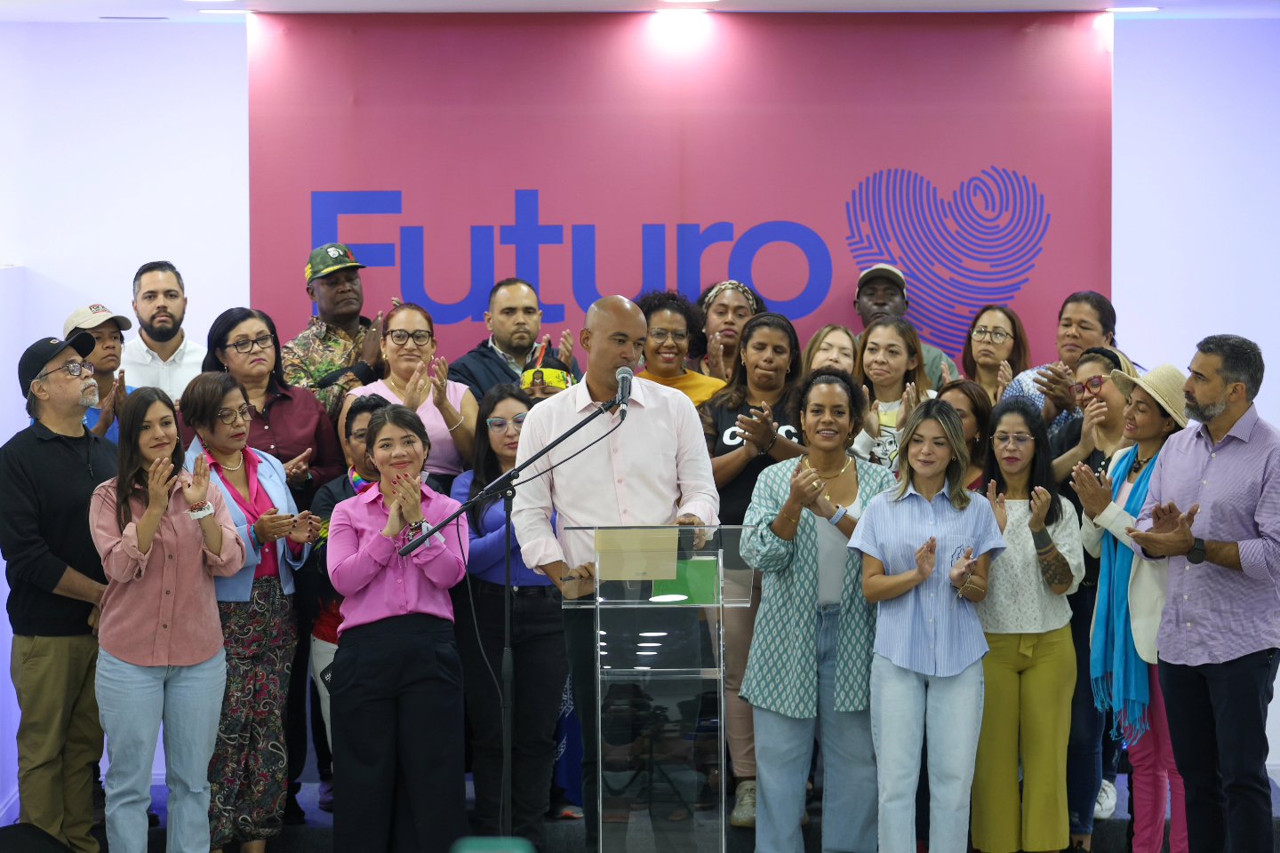 Movimiento Futuro se encamina a la consulta popular del 21 de abril