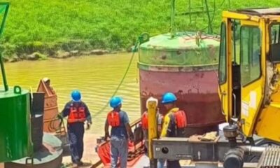 Comisión Hidrográfica instala primera Boyaen en el Río Orinoco