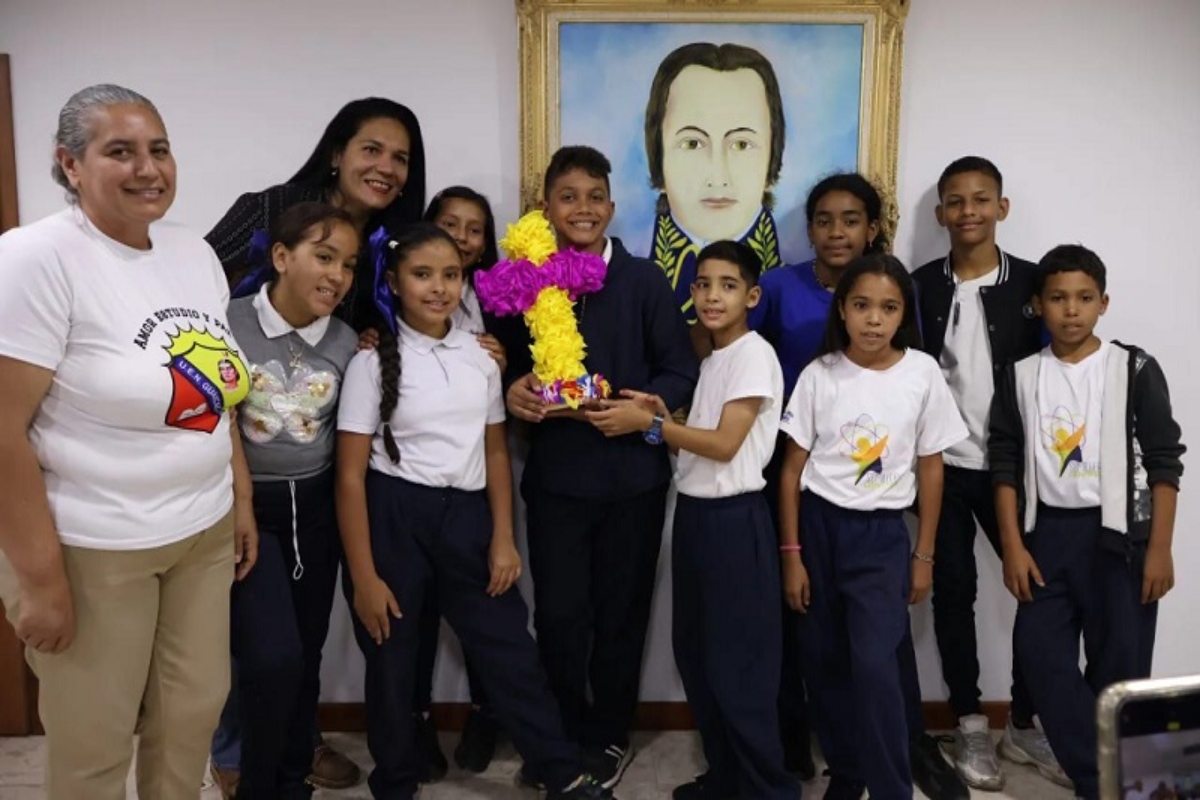 Consejo Legislativo de Miranda celebra la Cruz de Mayo