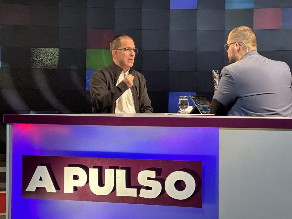 Jorge Arreaza: Venezuela sale adelante pese a bloqueos