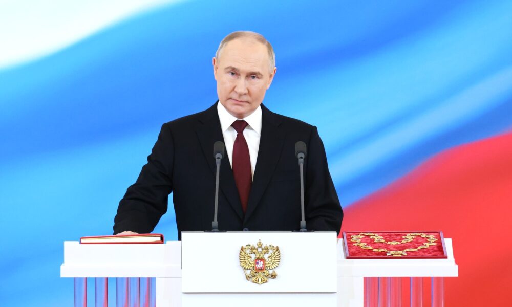 Presidente Putin asume nuevo período de Gobierno en Rusia
