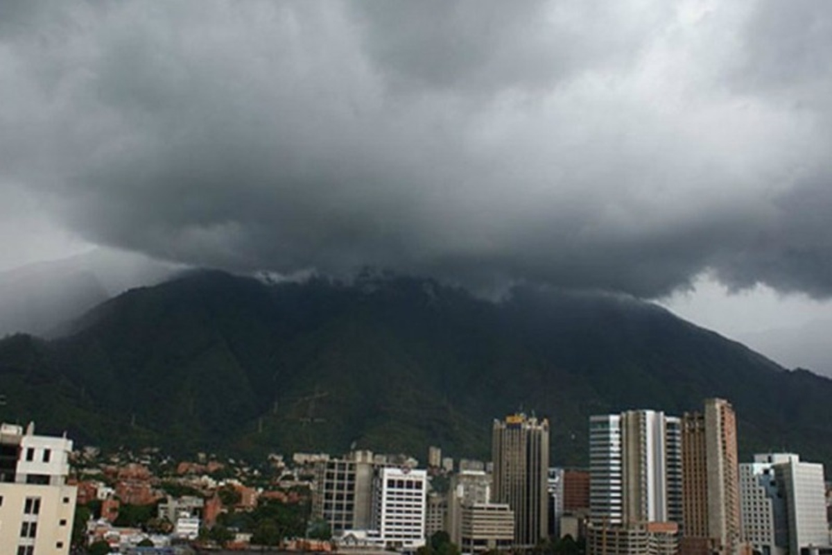 Continúan las precipitaciones en varios estados de Venezuela