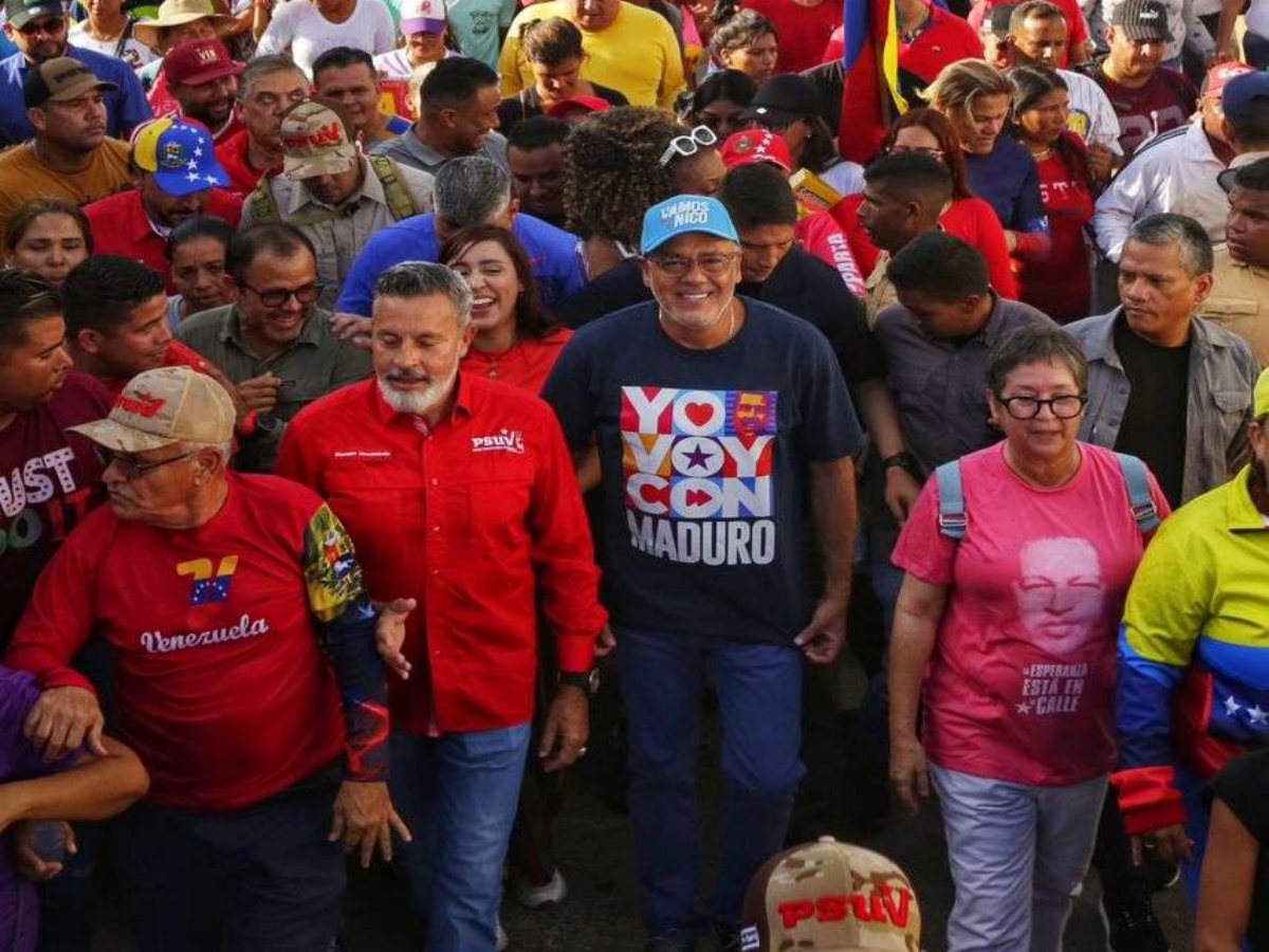 Jorge Rodríguez: Los apellidos son una verdadera vergüenza