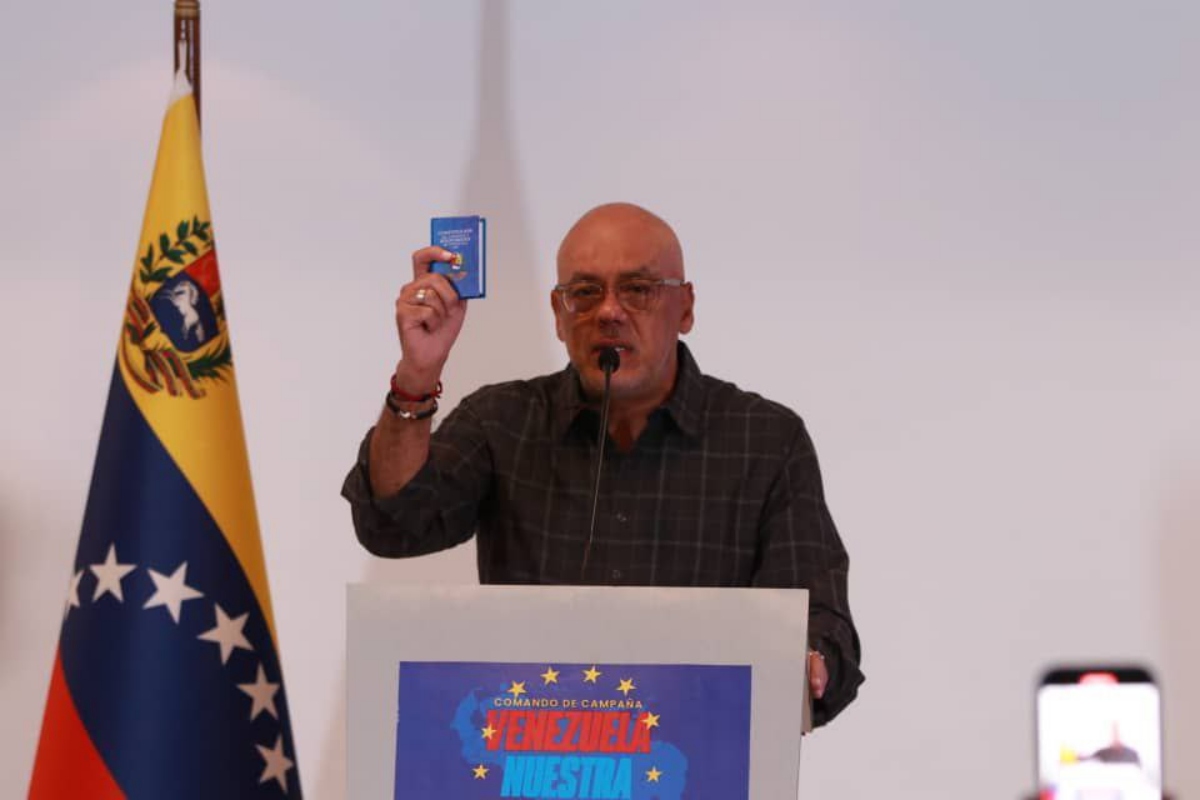 Jorge Rodríguez denuncia amenazas de muerte contra alcalde opositor