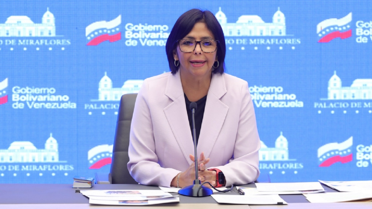 Designan a Delcy Rodríguez como madrina del estado Lara