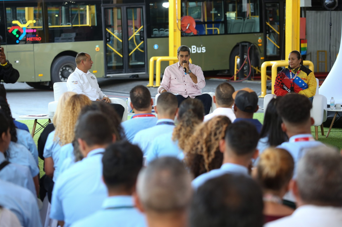 Ordenan automatizar procesos del transporte público