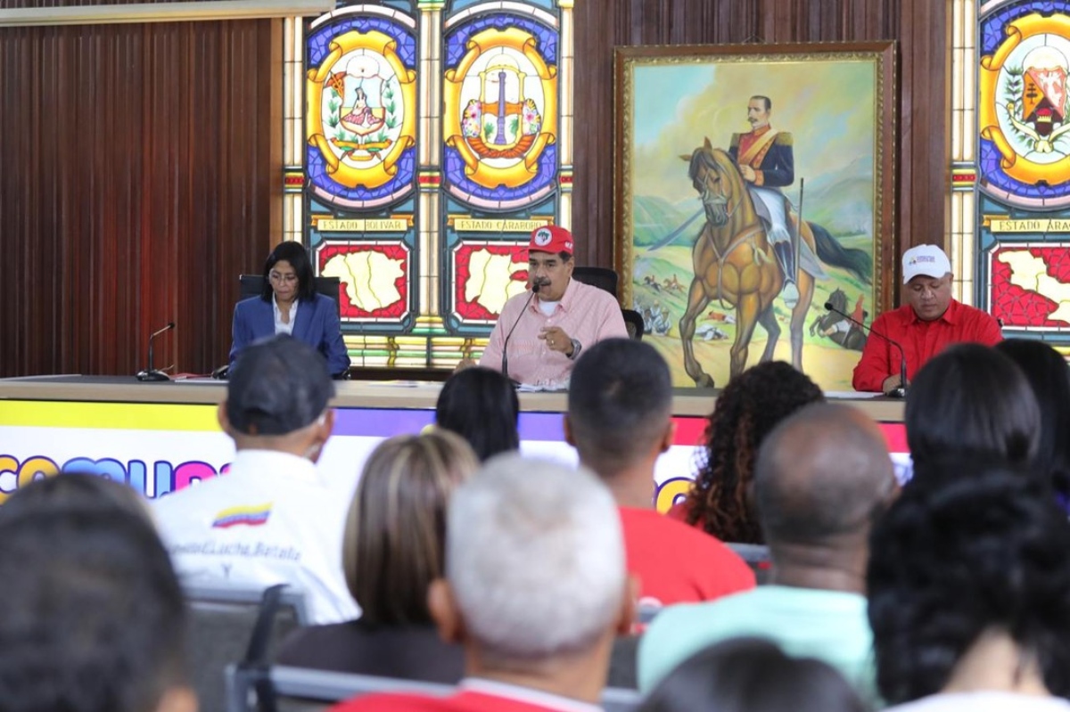 Venezuela profundiza la democracia con asambleas comunitarias