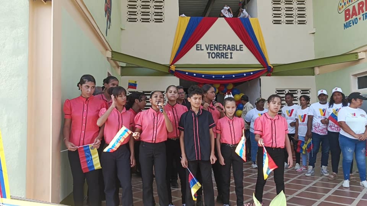 Nuevas familias reciben viviendas en Aragua
