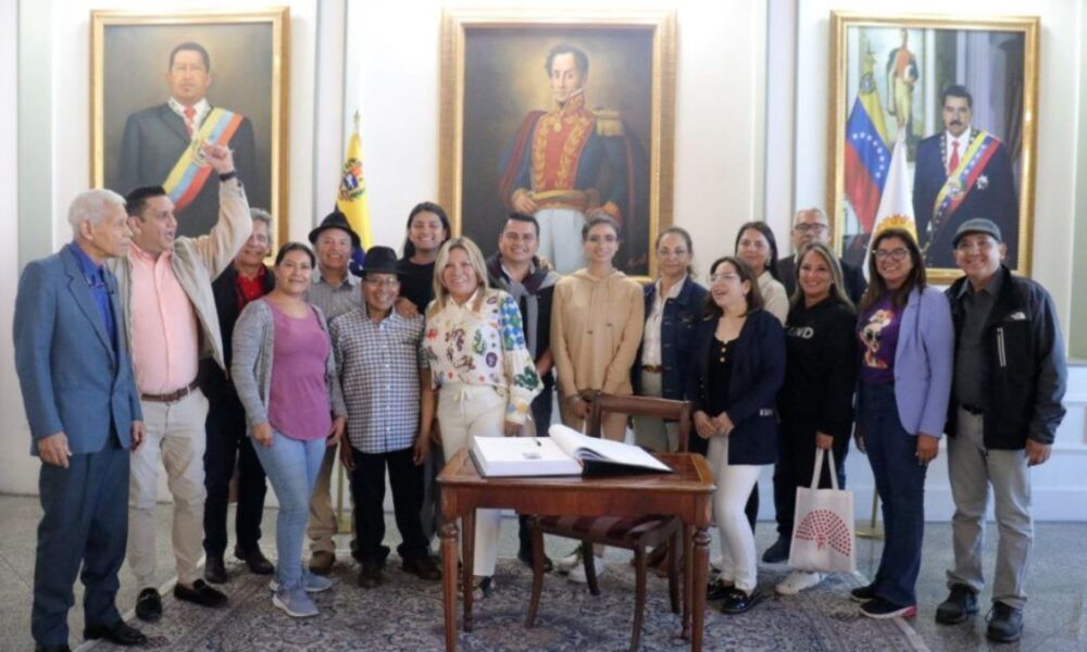 Delegaciones internacionales llegan a Venezuela para participar en Foro Antifascista