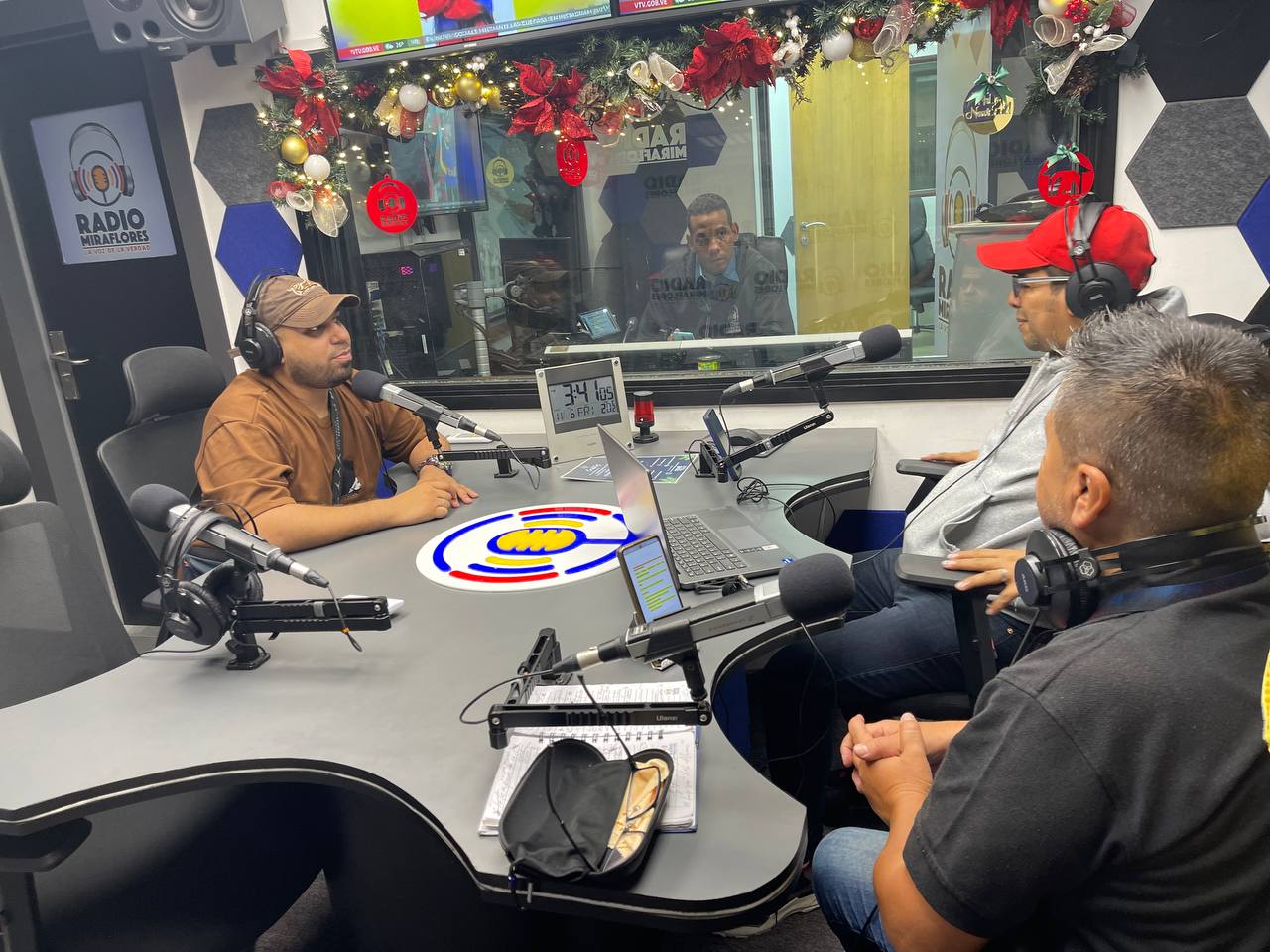 "Rap Sin Groserías" llega a Radio Miraflores