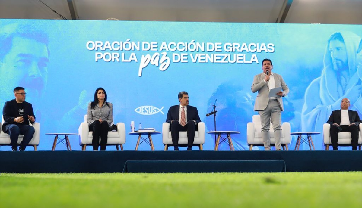 Jefe de Estado recibe proyecto de Valor Cristiano
