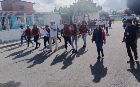 Sanean y rehabilitan espacios en comunidad de Yaracuy