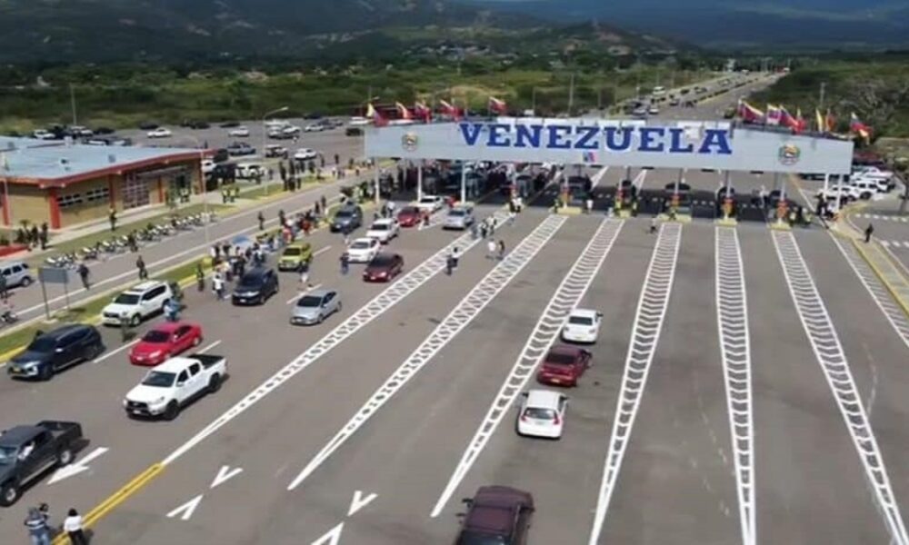 Gobernador Bernal confirma que pasos fronterizos se mantienen abiertos