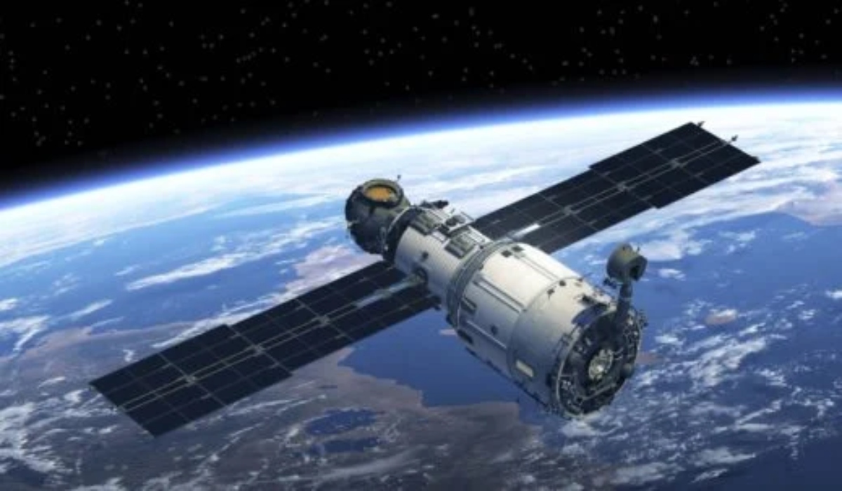 Avanza construcción del satélite Gran Cacique Guaicaipuro