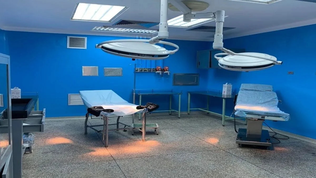 Entregan equipos médicos esenciales en CDI de Mérida