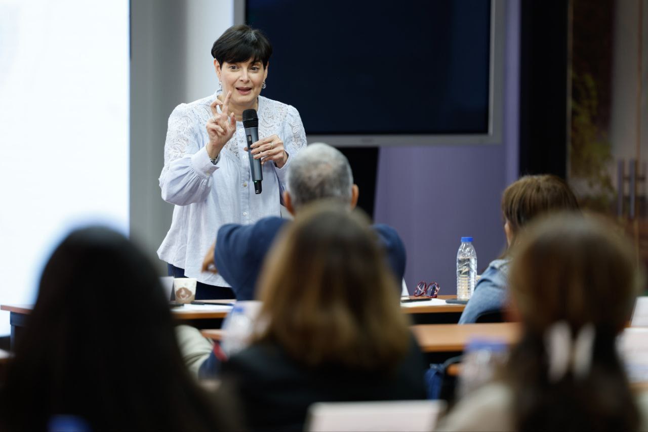 Gobierno inicia plan piloto para atender adultos mayores con Alzhéimer 