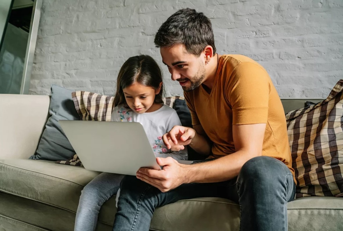 Cicpc: Padres deben supervisar redes sociales de sus hijos