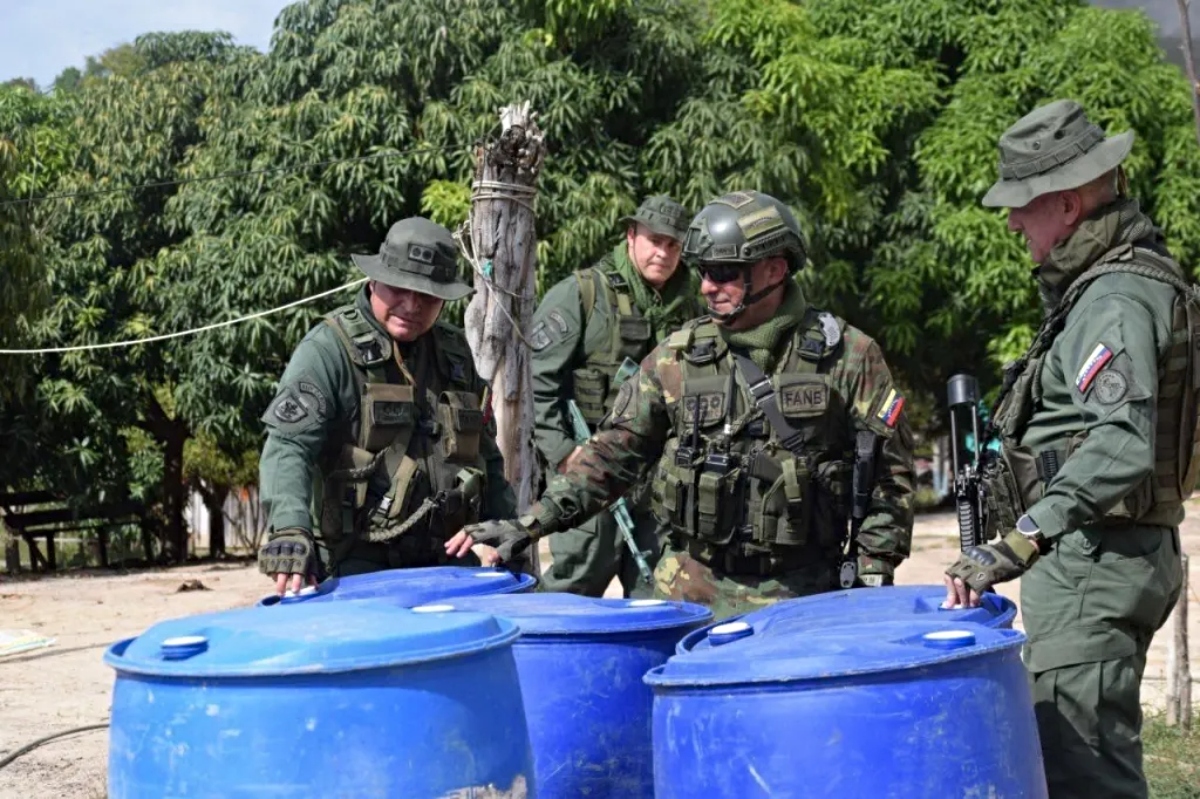 FANB destruyó tres campamentos paramilitares en Zulia