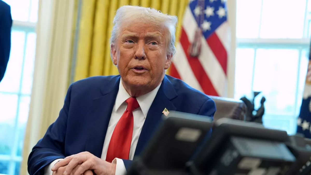 Trump exime a México y Canadá de pagar aranceles automotores