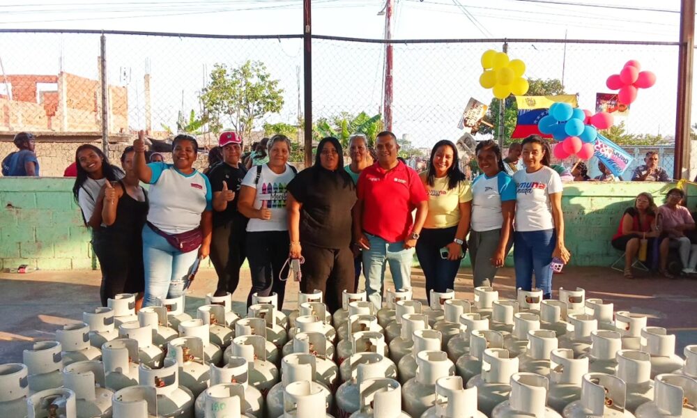 La comunidad la Dolorita recibió 3.900 bombonas de gas