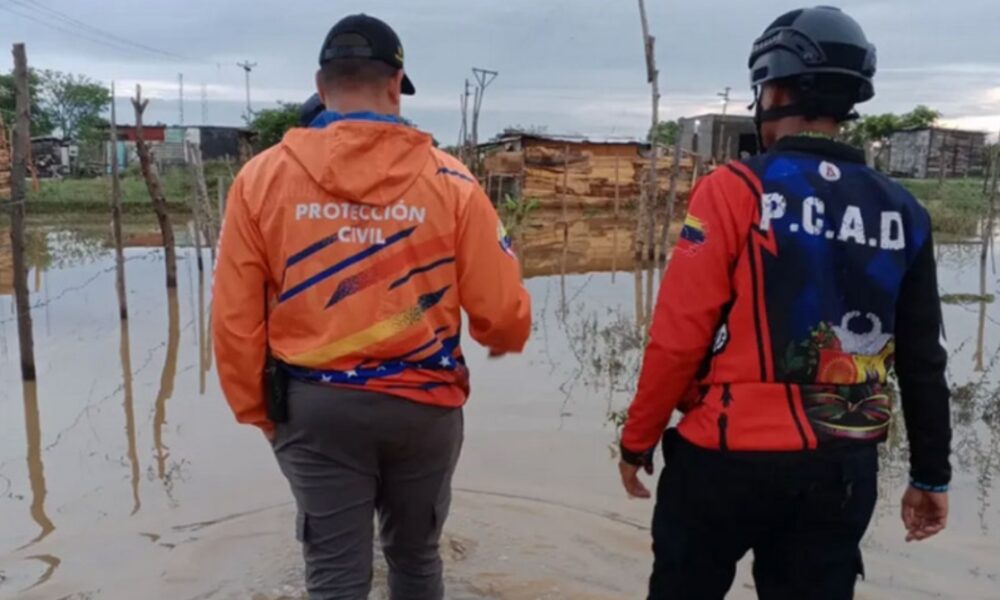 Protección Civil monitorea zonas de riesgo tras fuertes lluvias