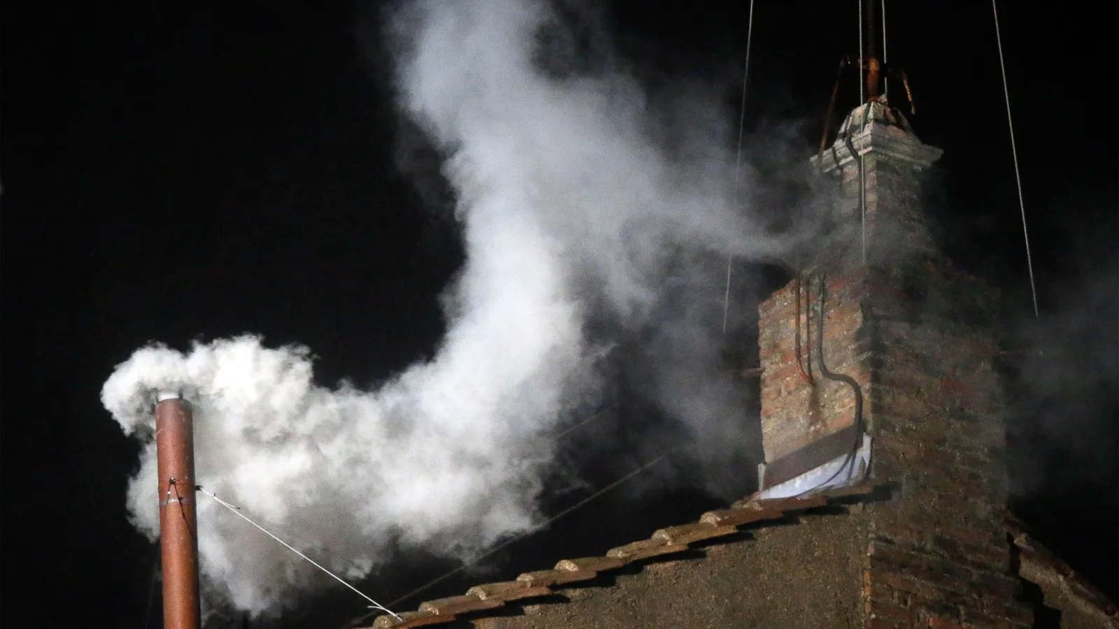 Humo del Cónclave: conoce el complejo proceso de creación
