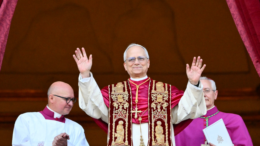 Al sol de las campanas Vaticano canta «¡Habemus papam!»