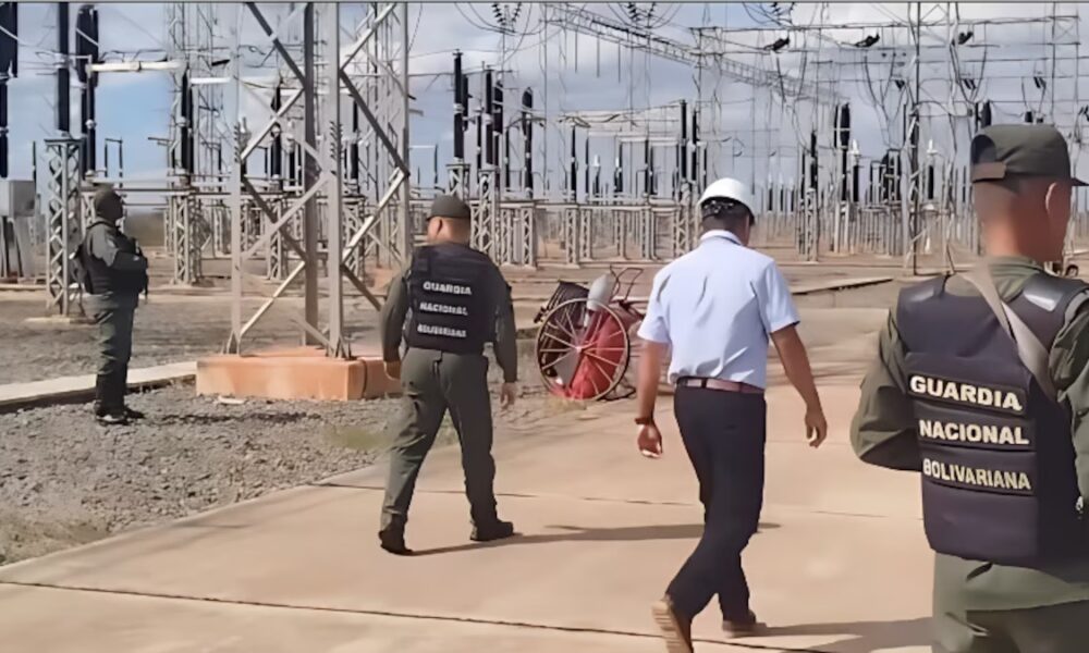 Alerta contra grupos violentos