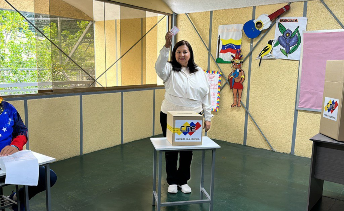 Meléndez: "Hoy votamos por la paz y democracia en Venezuela"