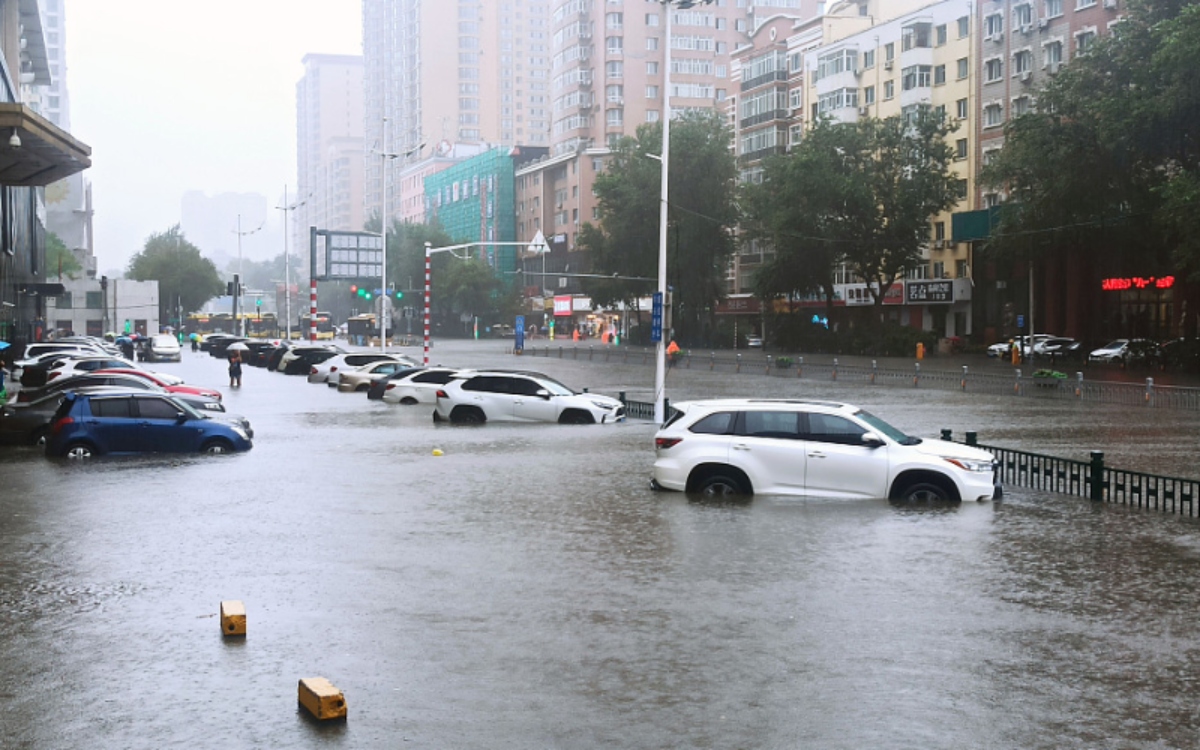 China activa respuesta de emergencia ante inundaciones